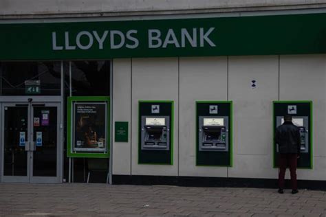 Get the latest Lloyds Banking Group PLC (LLD) real-time quote, historical performance, charts, and other financial information to help you make more informed trading and investment decisions. 